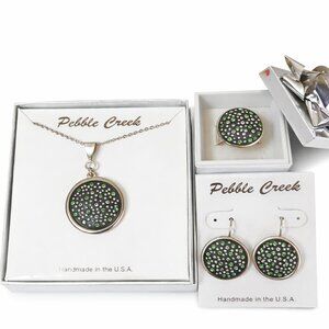 Handcrafted Swarovski Peridot Crystal & Clay Round Pendant Set